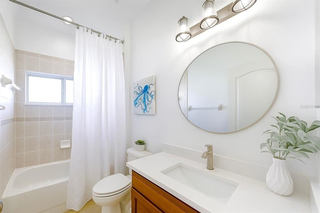 For Rent: $3,600 (4 beds, 3 baths, 2672 Square Feet)