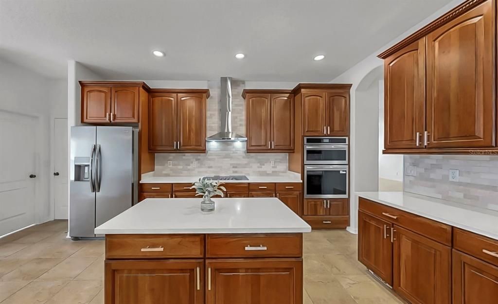 For Rent: $3,600 (4 beds, 3 baths, 2672 Square Feet)