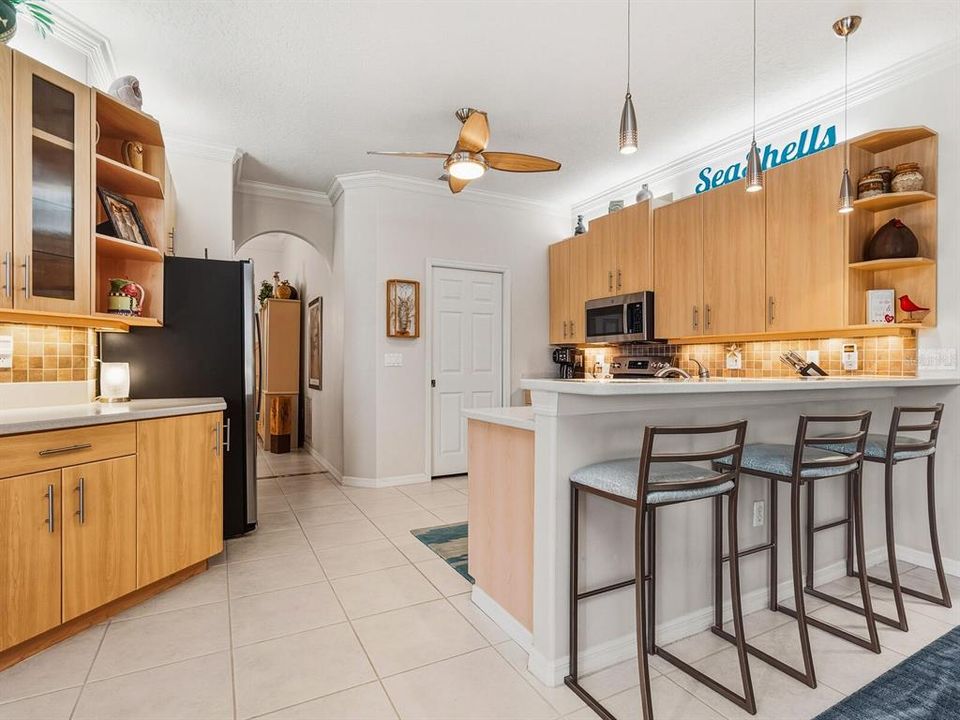 待售: $749,000 (4 贝兹, 3 浴室, 2372 平方英尺)