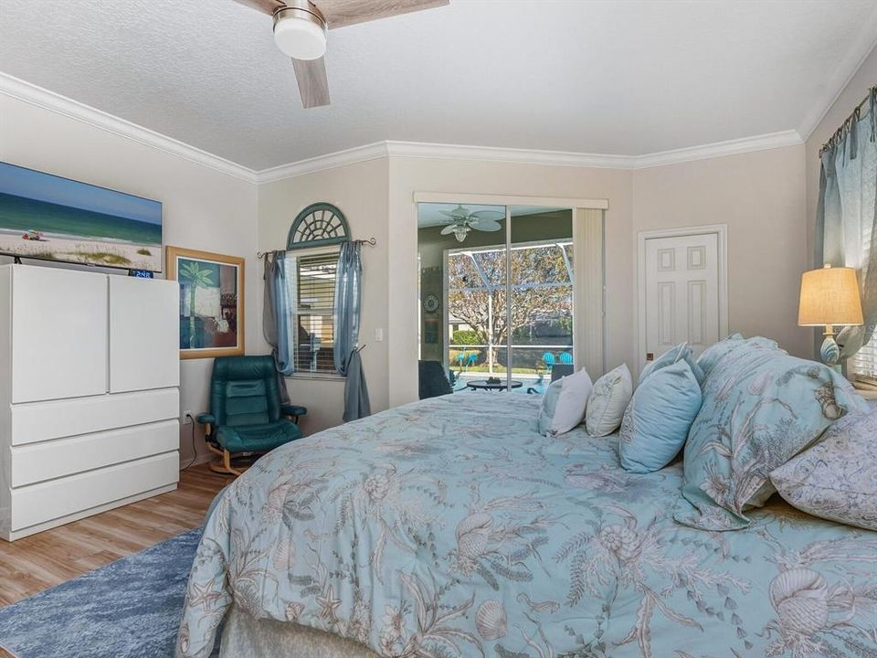 待售: $749,000 (4 贝兹, 3 浴室, 2372 平方英尺)