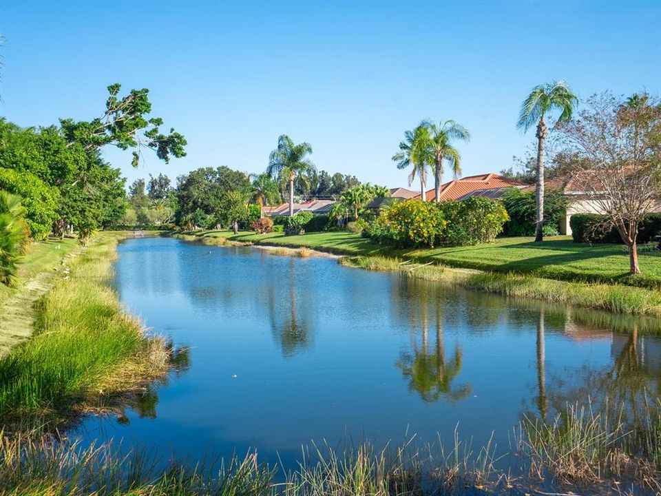 待售: $749,000 (4 贝兹, 3 浴室, 2372 平方英尺)