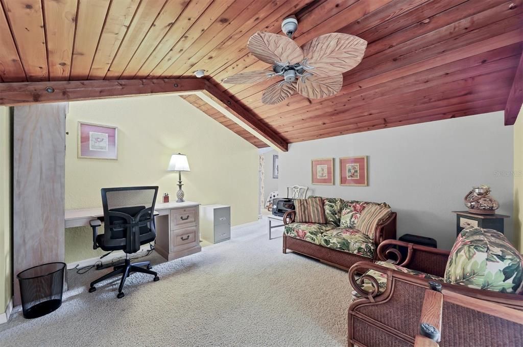 En Venta: $794,999 (3 camas, 3 baños, 1460 Pies cuadrados)