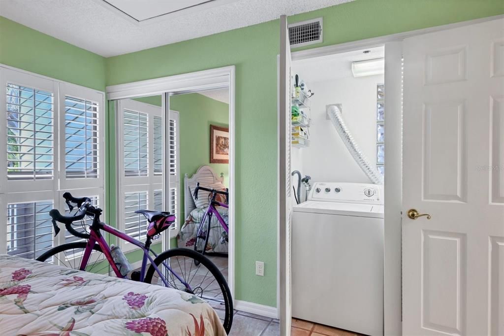 En Venta: $794,999 (3 camas, 3 baños, 1460 Pies cuadrados)