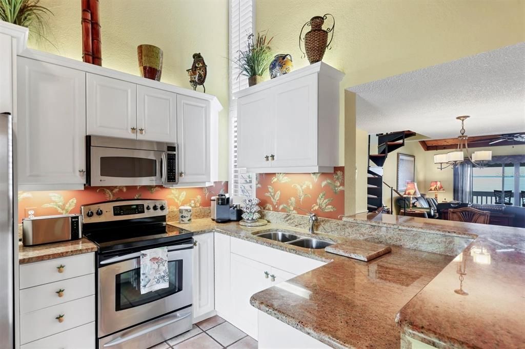 En Venta: $794,999 (3 camas, 3 baños, 1460 Pies cuadrados)