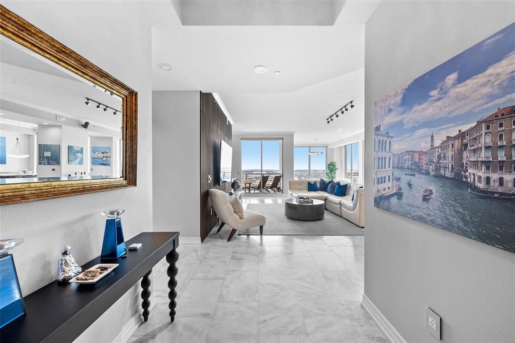 En Venta: $2,395,000 (3 camas, 3 baños, 2985 Pies cuadrados)