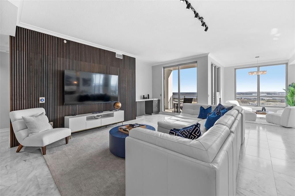 En Venta: $2,395,000 (3 camas, 3 baños, 2985 Pies cuadrados)