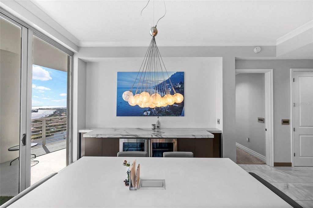 En Venta: $2,395,000 (3 camas, 3 baños, 2985 Pies cuadrados)