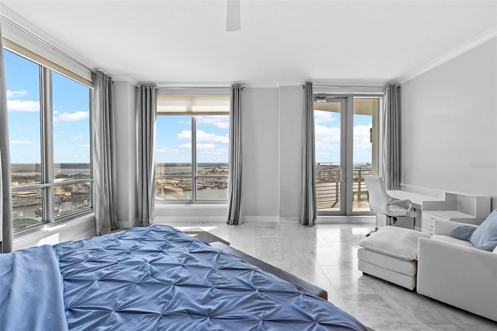 En Venta: $2,395,000 (3 camas, 3 baños, 2985 Pies cuadrados)