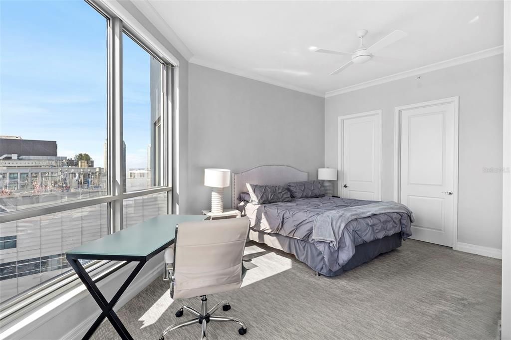 En Venta: $2,395,000 (3 camas, 3 baños, 2985 Pies cuadrados)