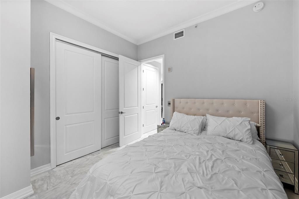 En Venta: $2,395,000 (3 camas, 3 baños, 2985 Pies cuadrados)