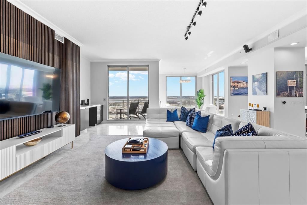 En Venta: $2,395,000 (3 camas, 3 baños, 2985 Pies cuadrados)