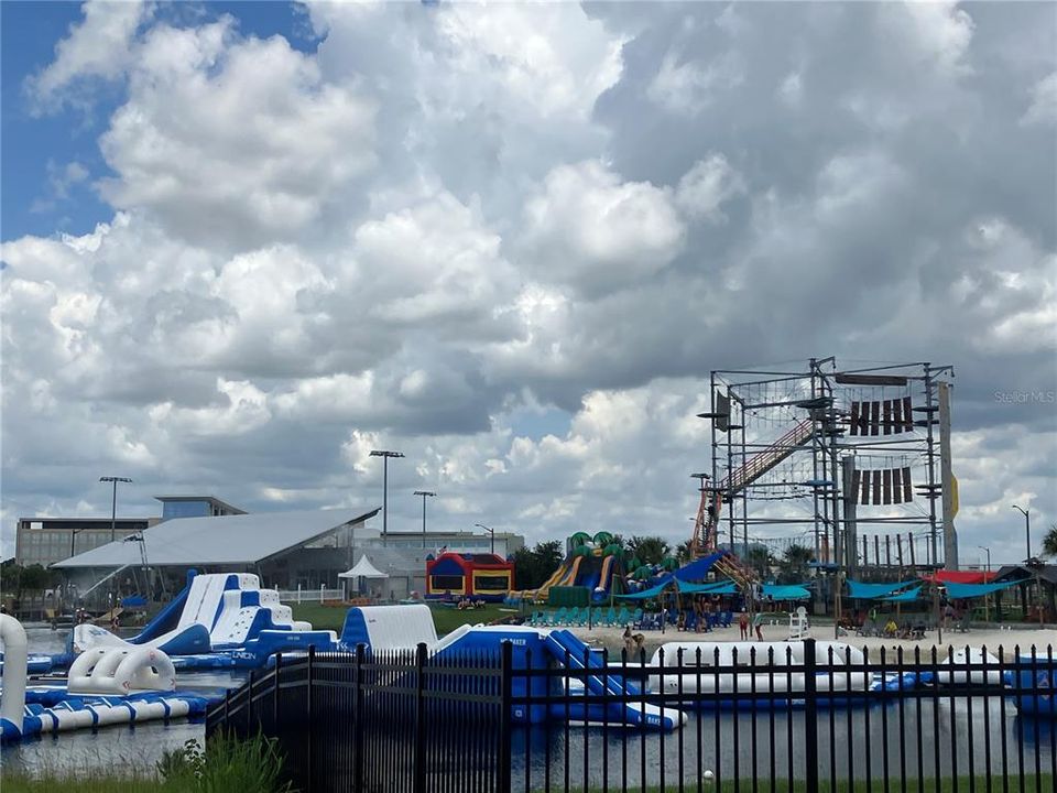 En Venta: $450,000 (4 camas, 3 baños, 2061 Pies cuadrados)