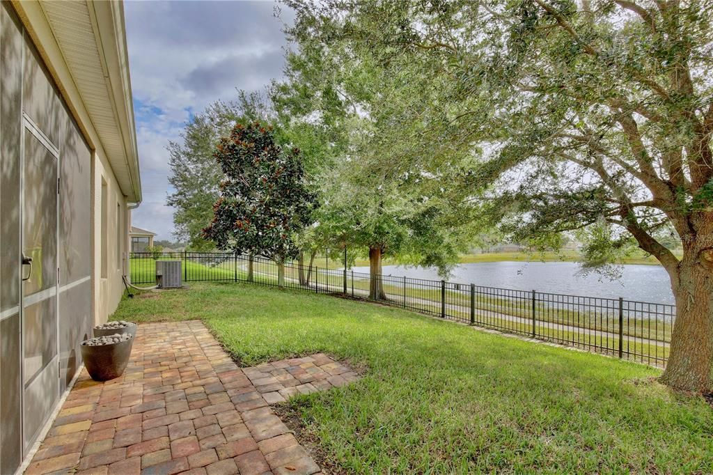 En Venta: $450,000 (4 camas, 3 baños, 2061 Pies cuadrados)