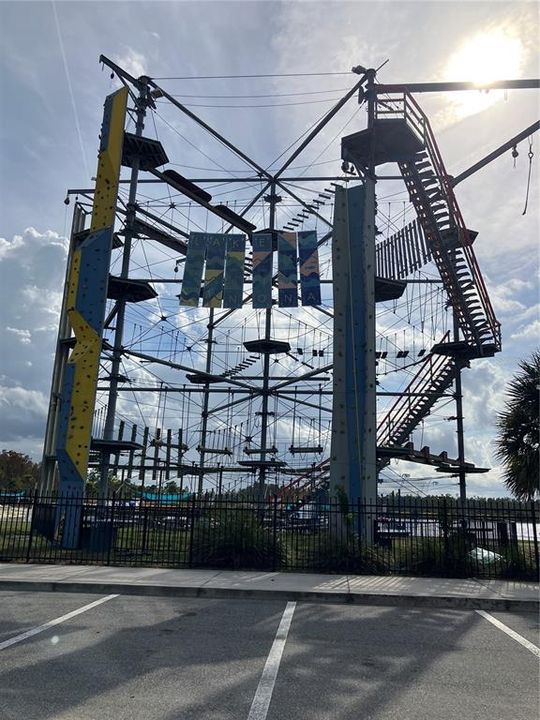 En Venta: $450,000 (4 camas, 3 baños, 2061 Pies cuadrados)