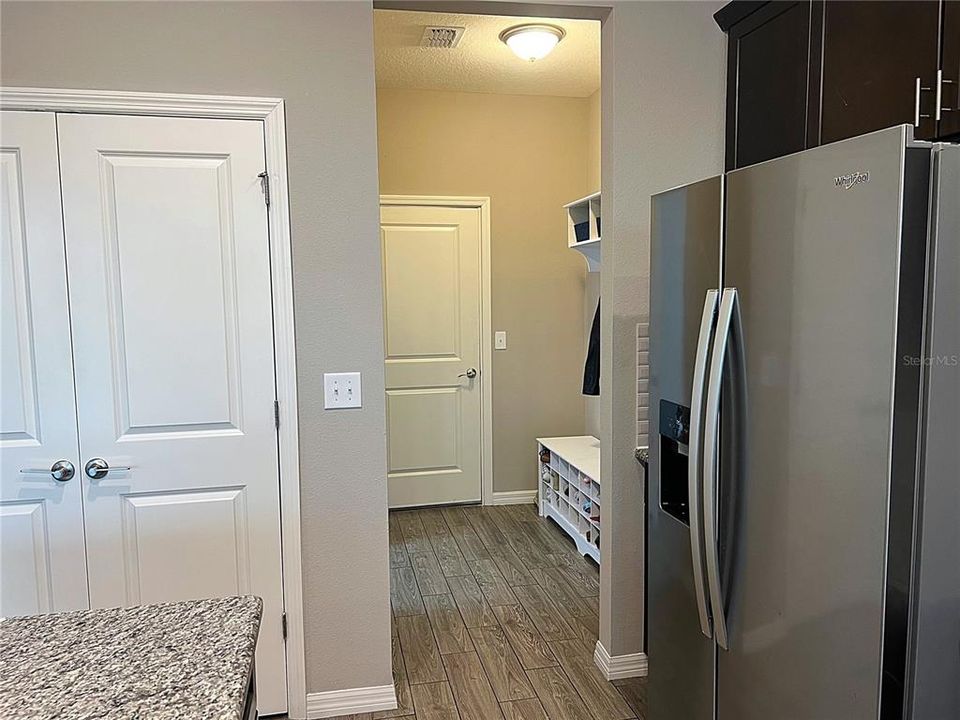 待售: $556,400 (5 贝兹, 2 浴室, 2604 平方英尺)