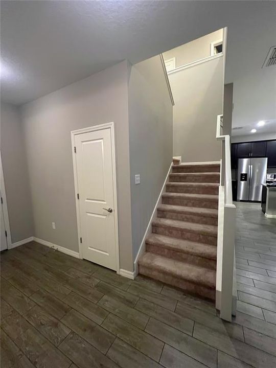 待售: $556,400 (5 贝兹, 2 浴室, 2604 平方英尺)