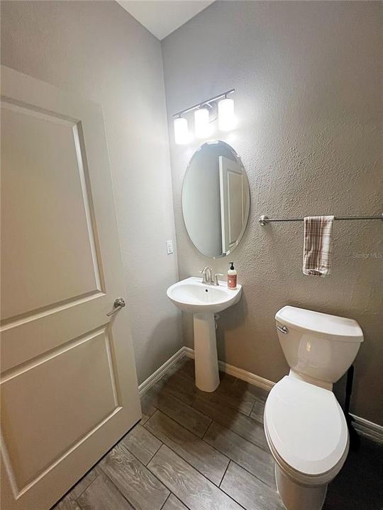 待售: $556,400 (5 贝兹, 2 浴室, 2604 平方英尺)