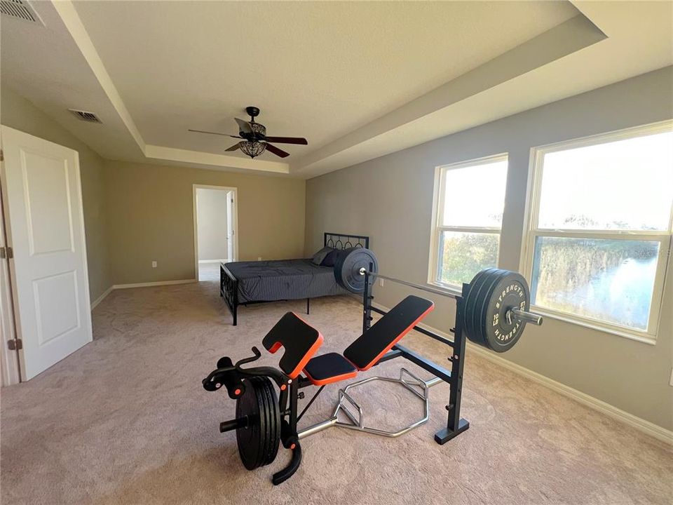 待售: $556,400 (5 贝兹, 2 浴室, 2604 平方英尺)