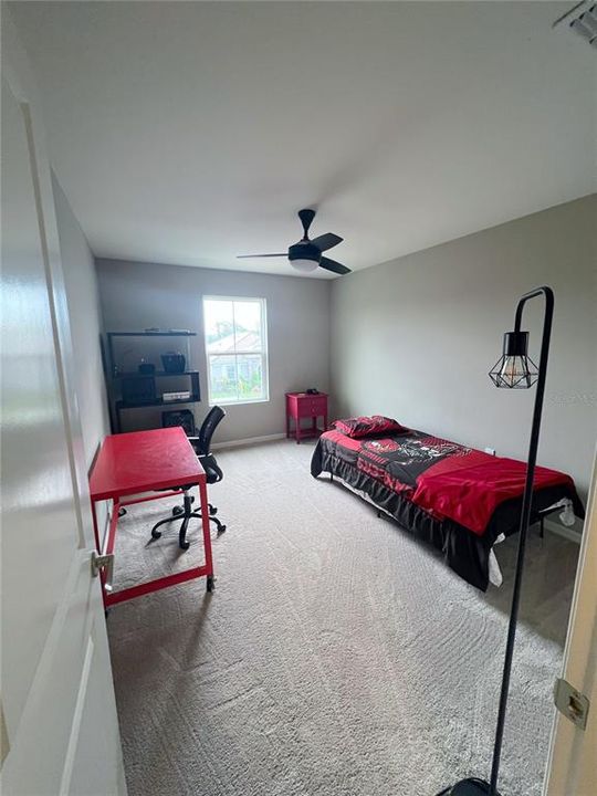 待售: $556,400 (5 贝兹, 2 浴室, 2604 平方英尺)