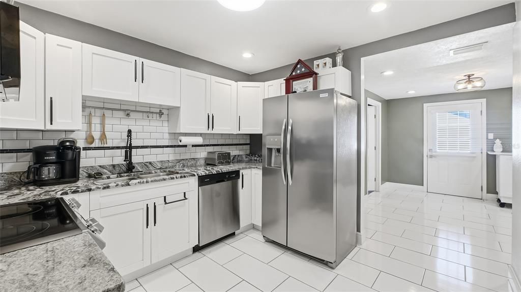 出租: $2,750 (3 贝兹, 2 浴室, 1118 平方英尺)