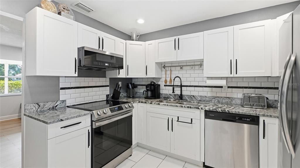 出租: $2,750 (3 贝兹, 2 浴室, 1118 平方英尺)