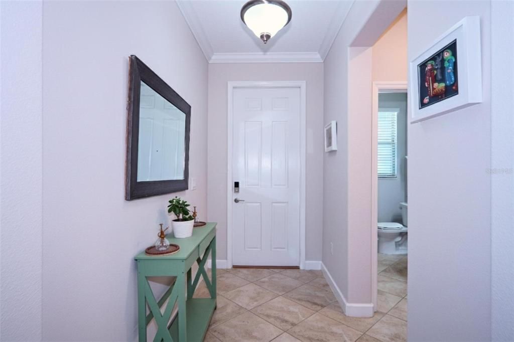 На продажу: $395,000 (4 спален, 2 ванн, 2602 Квадратных фут)