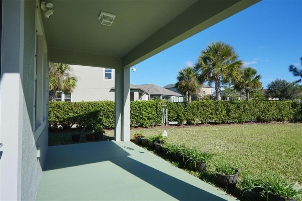 На продажу: $395,000 (4 спален, 2 ванн, 2602 Квадратных фут)