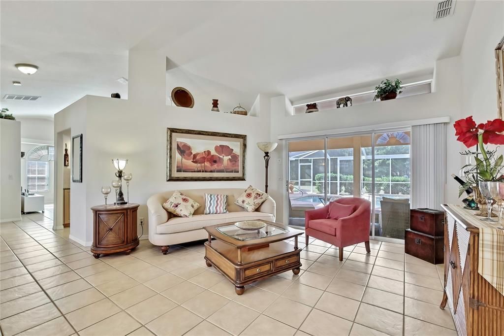 For Sale: $439,900 (3 beds, 2 baths, 2081 Square Feet)