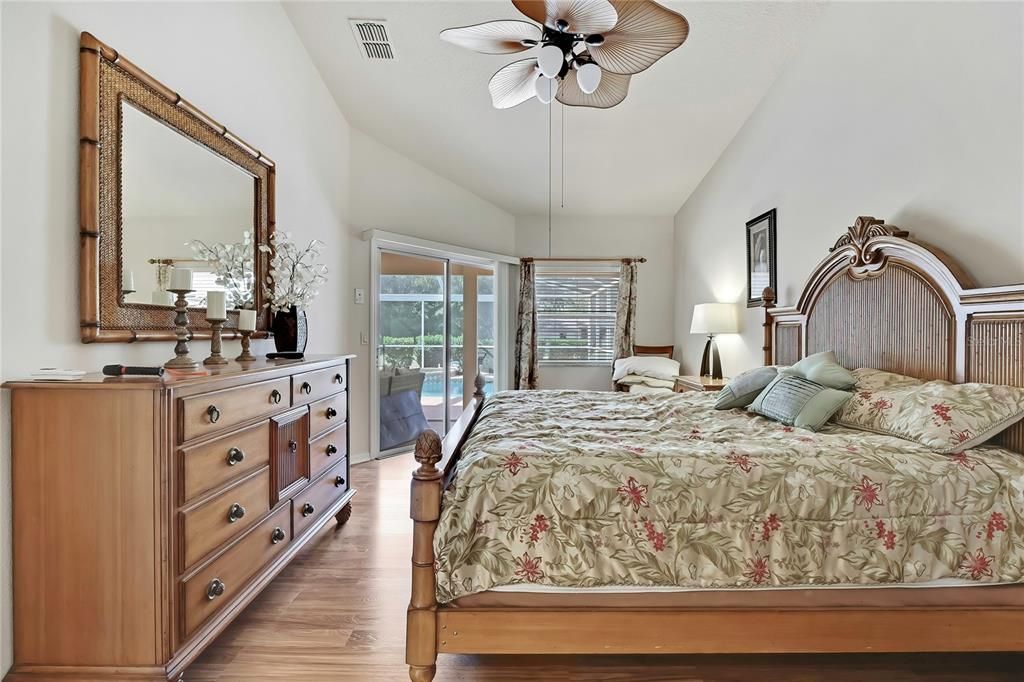 For Sale: $439,900 (3 beds, 2 baths, 2081 Square Feet)