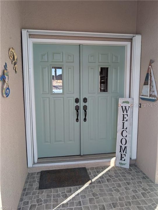 En Venta: $635,000 (3 camas, 2 baños, 1978 Pies cuadrados)