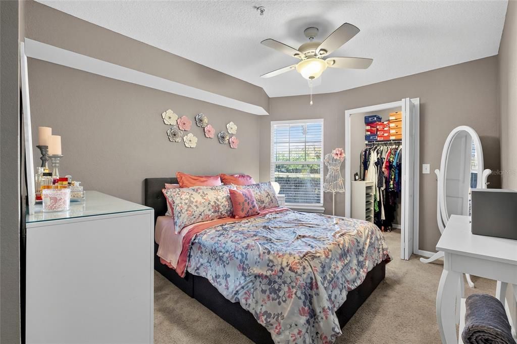 En Venta: $225,000 (2 camas, 1 baños, 961 Pies cuadrados)