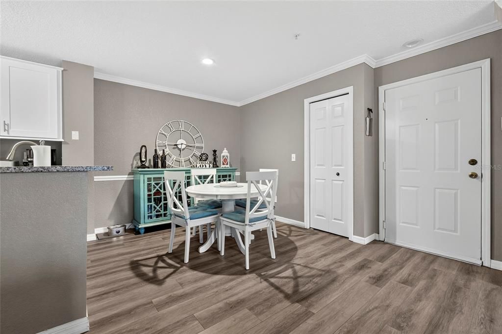 En Venta: $225,000 (2 camas, 1 baños, 961 Pies cuadrados)