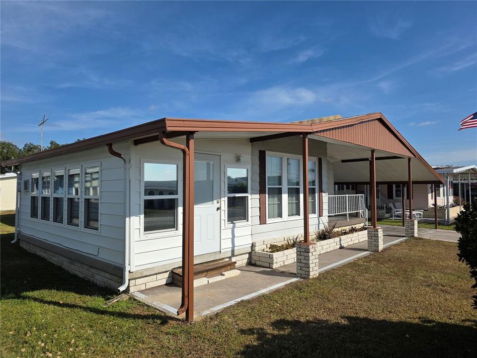 待售: $185,500 (2 贝兹, 2 浴室, 1360 平方英尺)