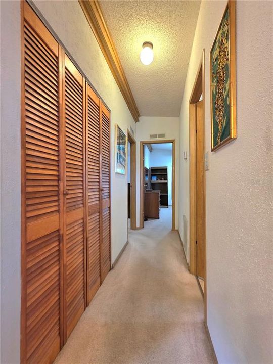 待售: $185,500 (2 贝兹, 2 浴室, 1360 平方英尺)