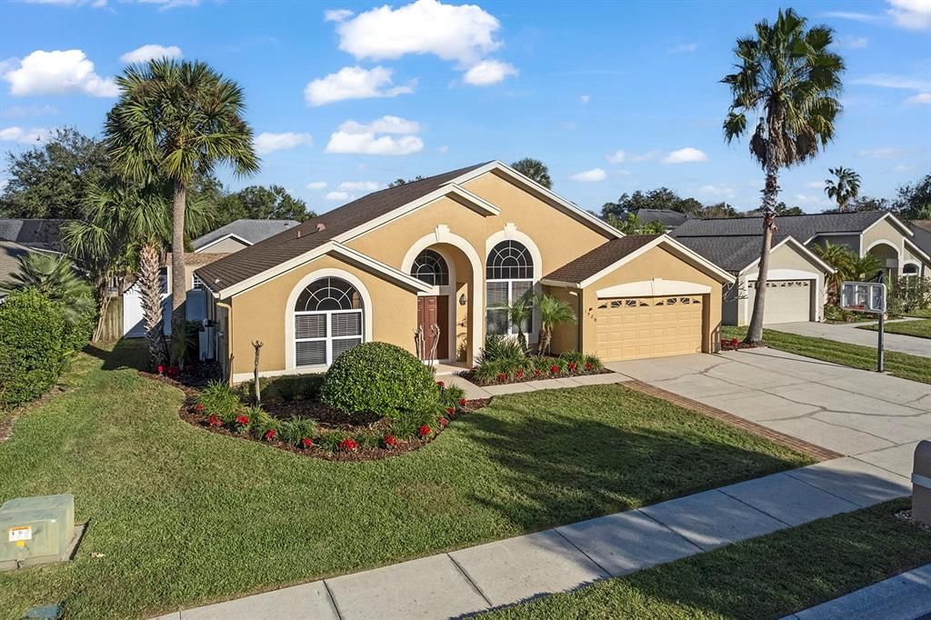 For Sale: $510,000 (4 beds, 2 baths, 2014 Square Feet)