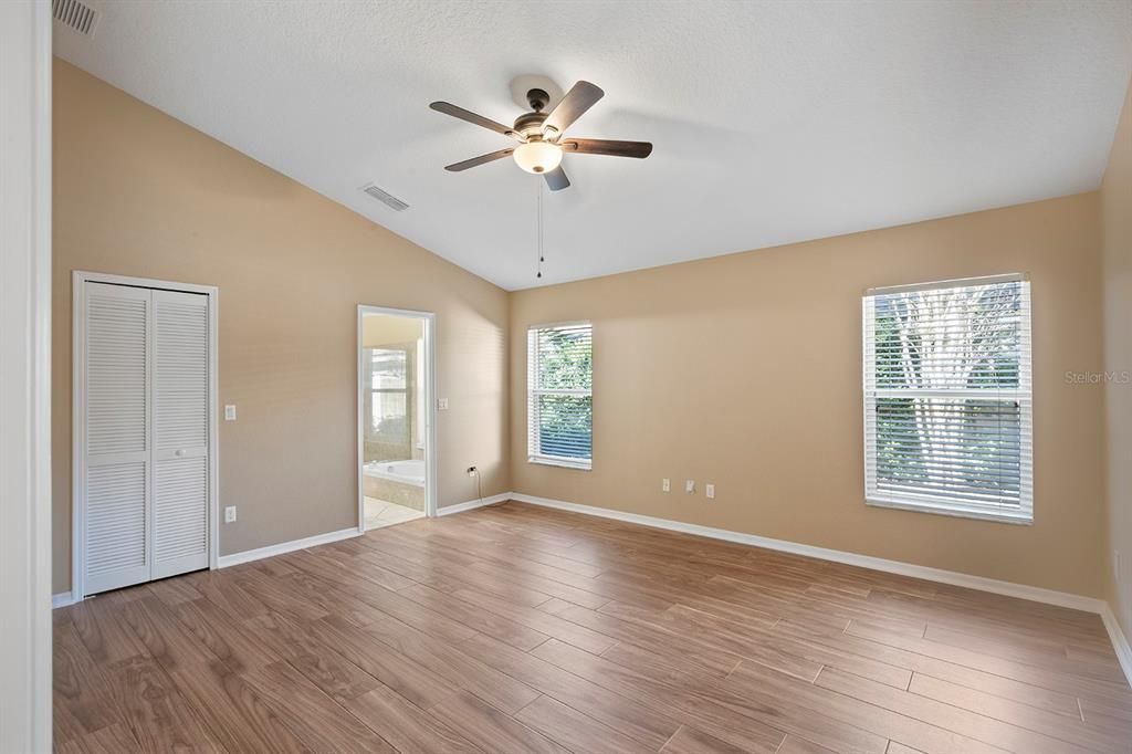 For Sale: $510,000 (4 beds, 2 baths, 2014 Square Feet)