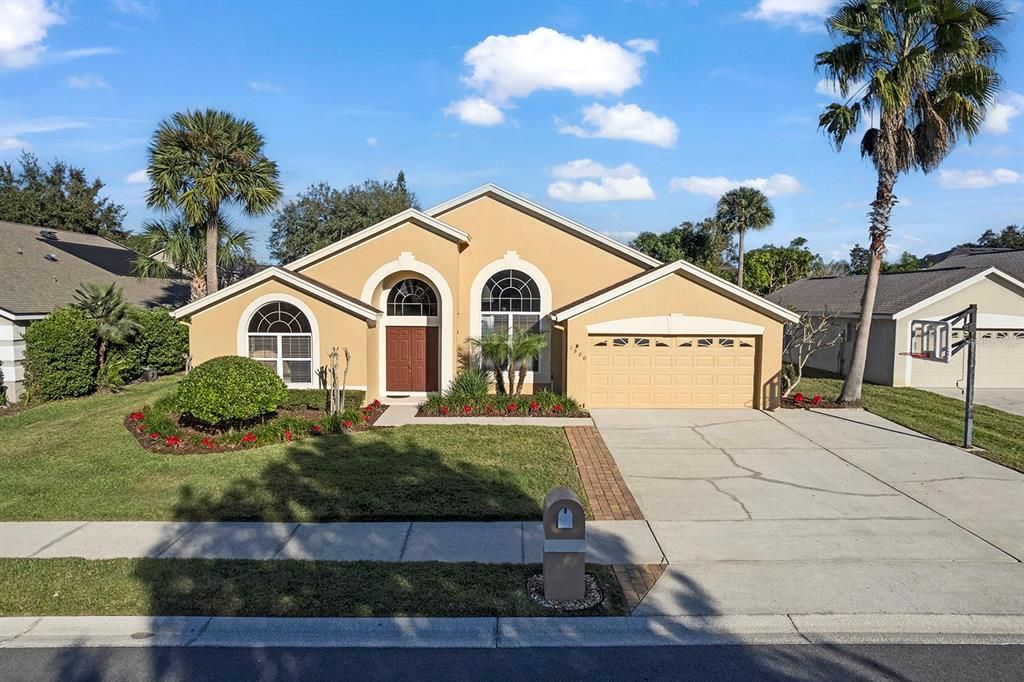 For Sale: $510,000 (4 beds, 2 baths, 2014 Square Feet)