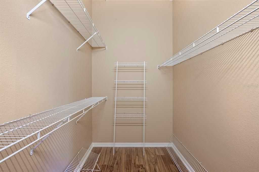 For Sale: $510,000 (4 beds, 2 baths, 2014 Square Feet)