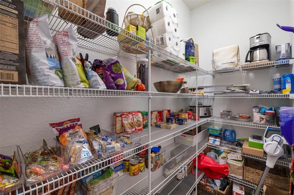 В аренду: $4,500 (4 спален, 3 ванн, 2733 Квадратных фут)