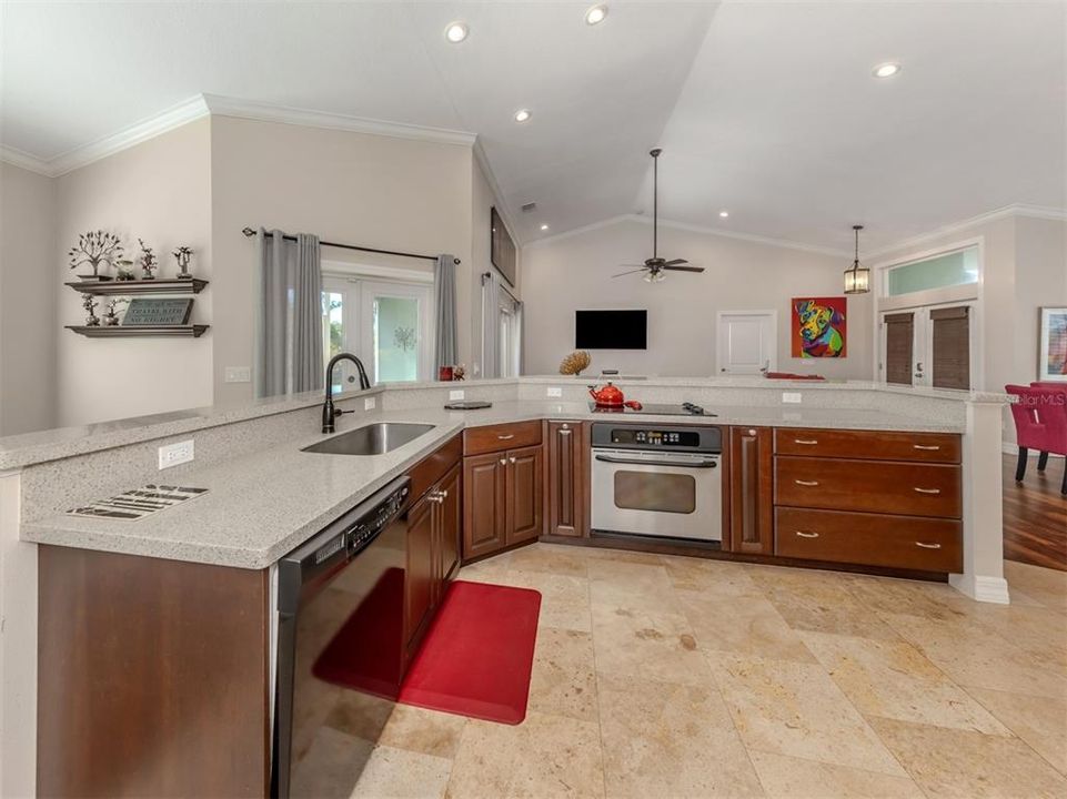 For Sale: $599,000 (3 beds, 2 baths, 1849 Square Feet)