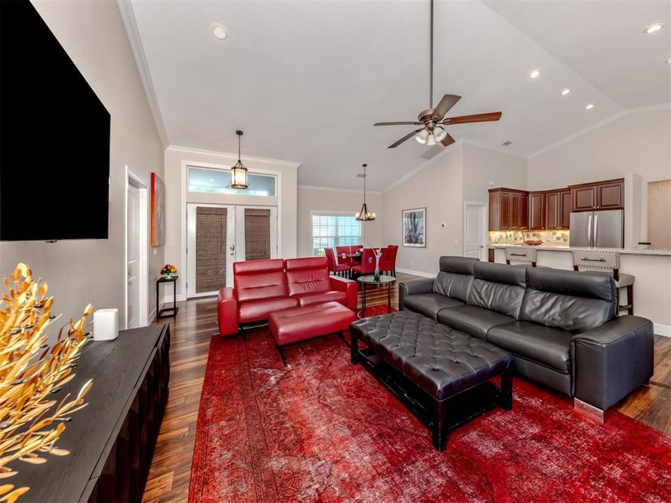 For Sale: $599,000 (3 beds, 2 baths, 1849 Square Feet)