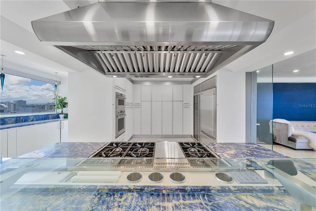 For Sale: $2,375,000 (2 beds, 2 baths, 2700 Square Feet)