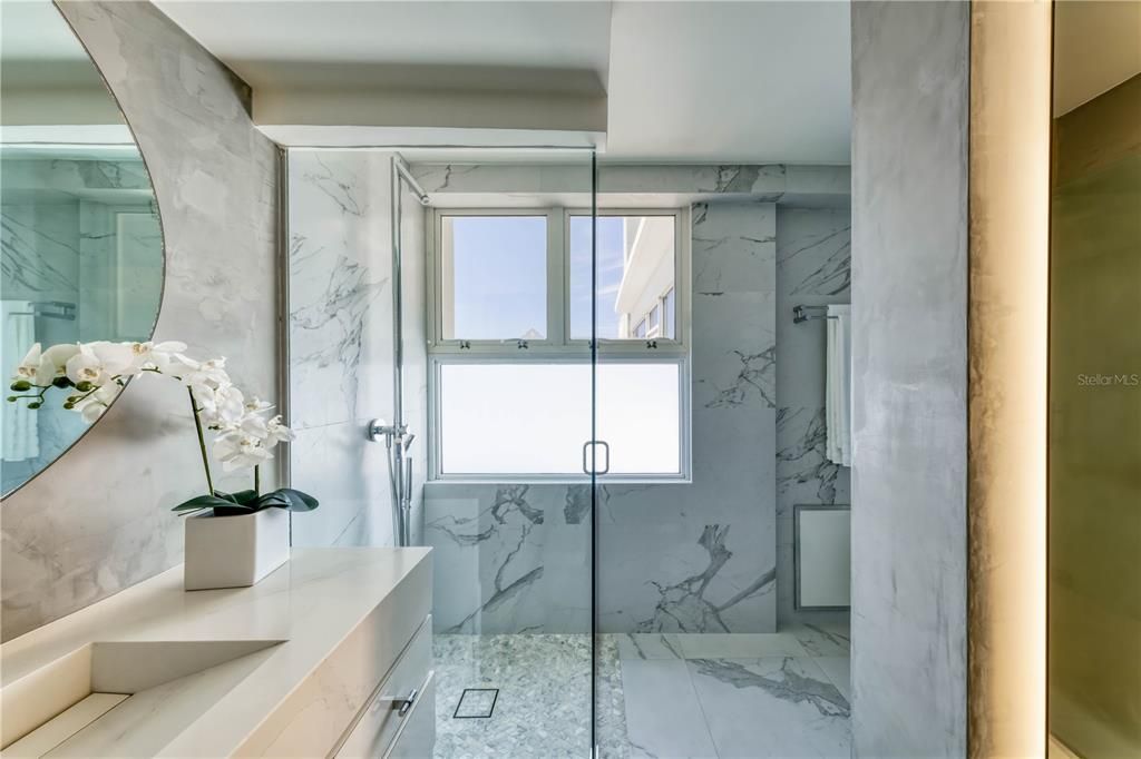 For Sale: $2,375,000 (2 beds, 2 baths, 2700 Square Feet)