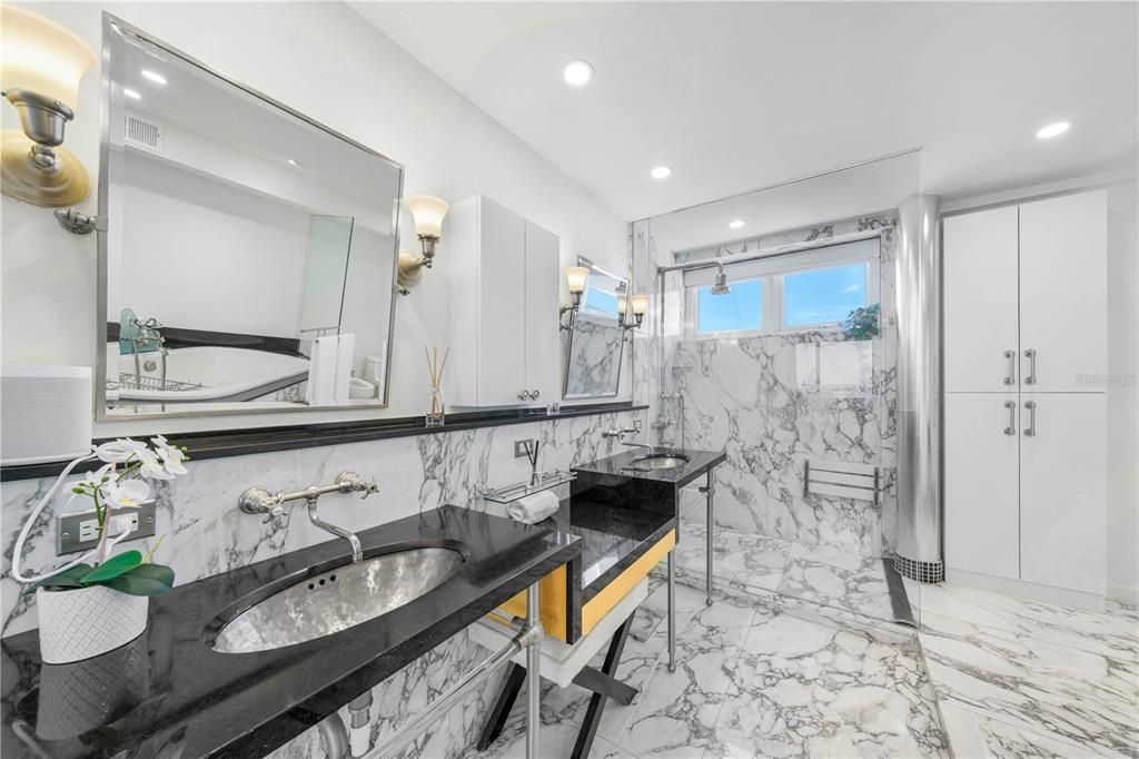 For Sale: $2,375,000 (2 beds, 2 baths, 2700 Square Feet)