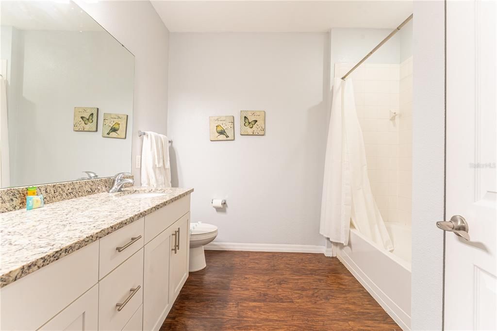 For Rent: $2,300 (3 beds, 2 baths, 1300 Square Feet)