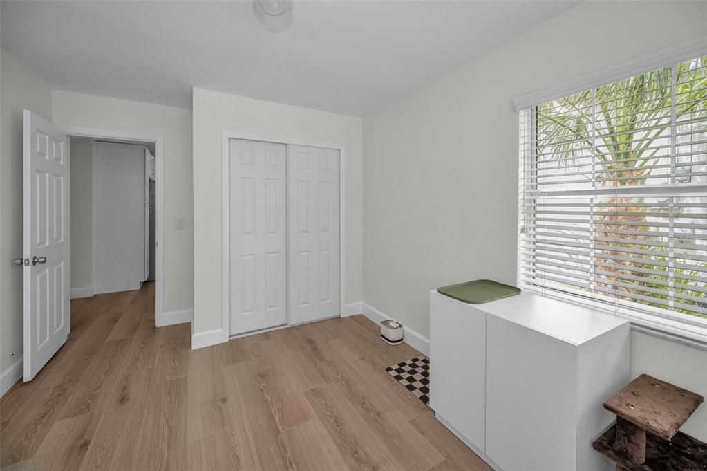 En Venta: $410,000 (3 camas, 2 baños, 1326 Pies cuadrados)