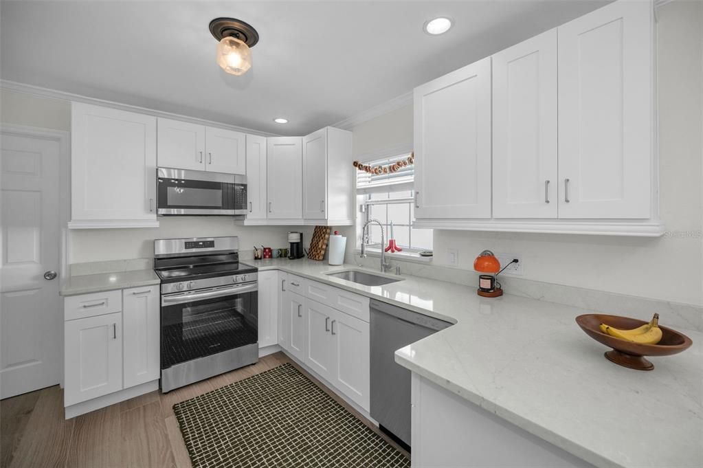 En Venta: $410,000 (3 camas, 2 baños, 1326 Pies cuadrados)