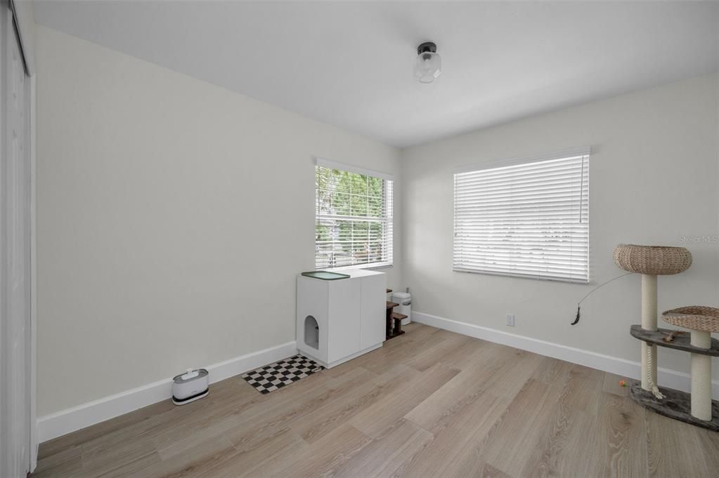 En Venta: $410,000 (3 camas, 2 baños, 1326 Pies cuadrados)