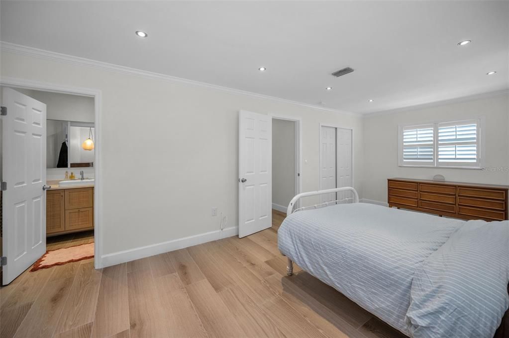 En Venta: $410,000 (3 camas, 2 baños, 1326 Pies cuadrados)