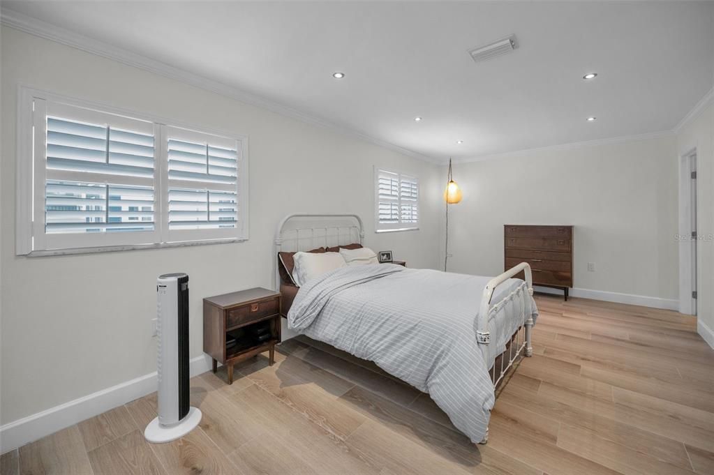 En Venta: $410,000 (3 camas, 2 baños, 1326 Pies cuadrados)